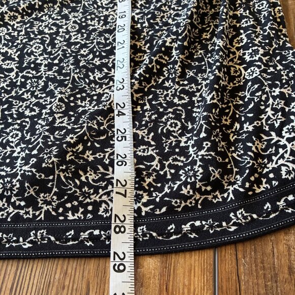 Black & White Floral Print Tunic Top Size 1X Bohemian, Peasant, Puff Sleeves - Picture 11 of 11